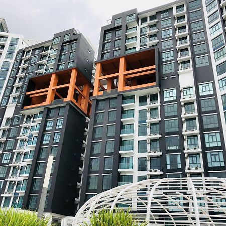Loving&Comfy Ensuite By Crescent Bay Johor Bahru Exterior photo